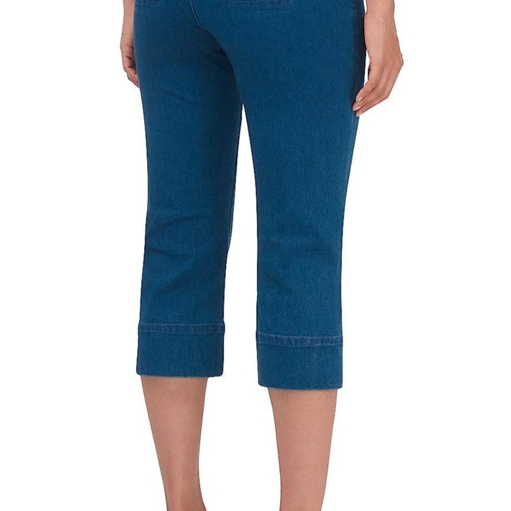 Rekucci Capri jeans Size 4